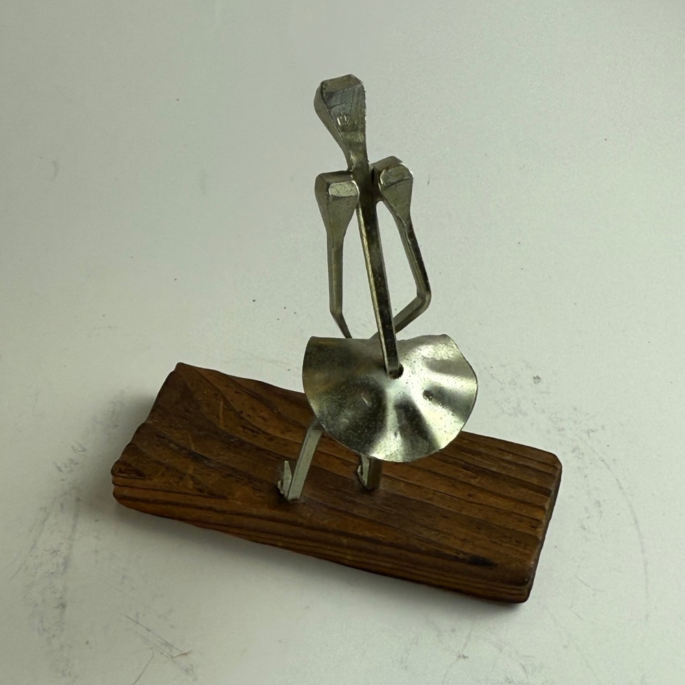 Vintage Sterner Imports Golfer Nail Art Sculpture Made in Spain Wood Base - Picture 5 of 7
